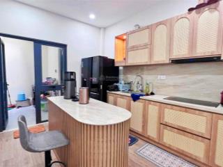 Nhà xinh hẻm đoàn trần nghiệp  mua vào ở ngay cách biển hòn chồng 400m hẻm xe ba gác giá  4,5 tỷ