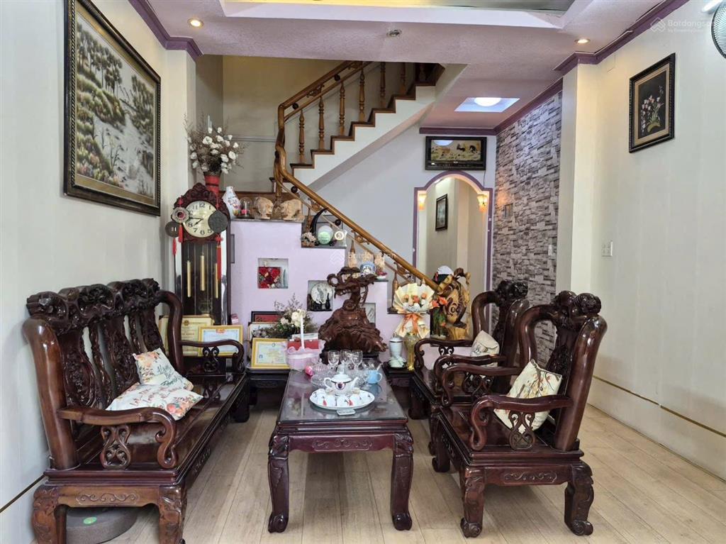 Nhà 5 tầng, ô tô bắc sơn cách biển hòn chồng 100m * hẻm 6m thông thoáng. giá 8,6 tỷ