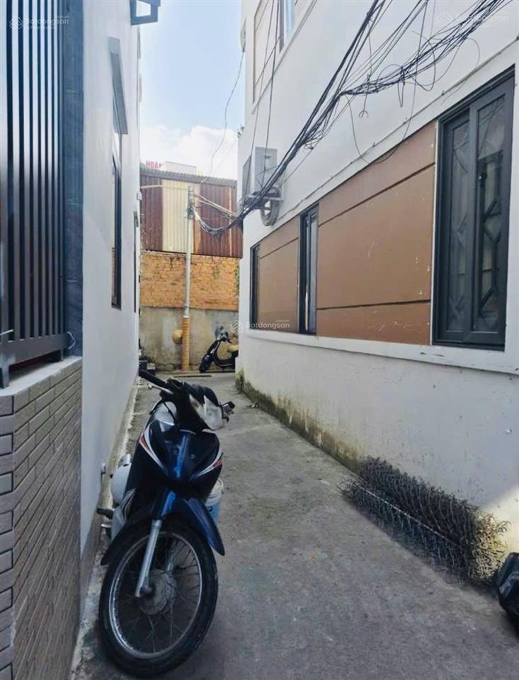 Nhà cấp 4 đường xe ba gác  đường mai xuân thưởng * đi ra biển hòn chồng 750m. giá 4 tỷ