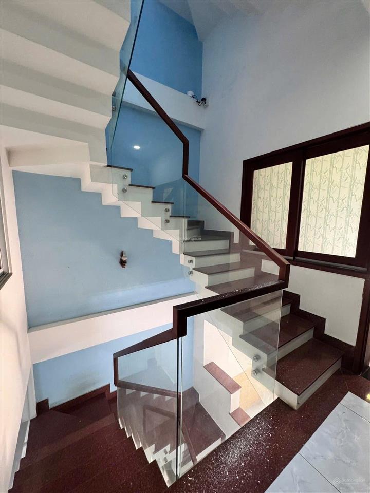 [ nhà 4 tầng đặng tất  hẻm ô tô ] cách biển hòn chồng 300m giá  7,5 tỷ