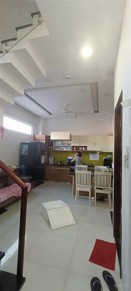 Cho thuê nhà mặt tiền đường đặng tất nguyên căn mới 4 tầng/  phường bắc nha trang. giá 30tr/tháng
