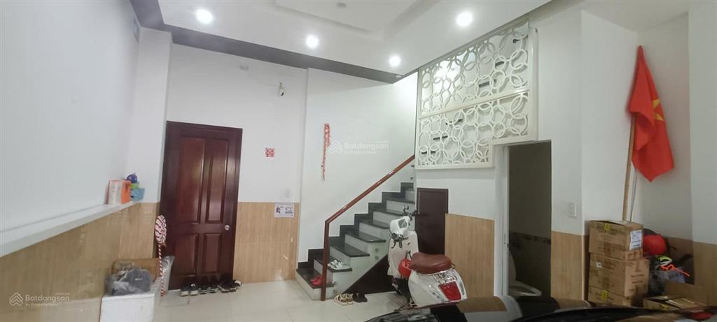 Cho thuê nhà mặt tiền đường đặng tất nguyên căn mới 4 tầng/  phường bắc nha trang. giá 30tr/tháng