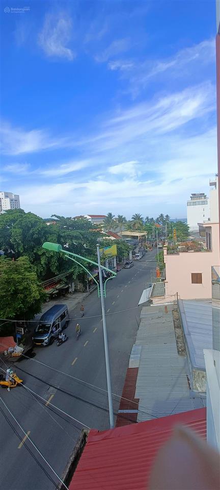 Cho thuê nhà mặt tiền đường đặng tất nguyên căn mới 4 tầng/  phường bắc nha trang. giá 30tr/tháng