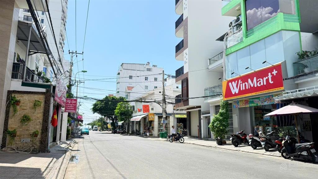 Nhà 3,5 tầng mặt tiền bắc sơn  hiện đang cho thuê siêu thị * cách biển hòn. giá 19,9 tỷ