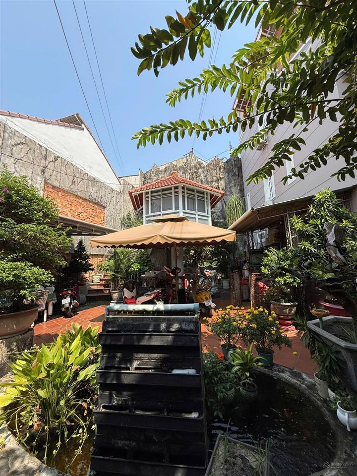 Siêu villa ( biệt thự vườn ) 3 tầng , hẻm ô tô nguyễn trãi  gần nhà thờ núi * giá 30 tỷ