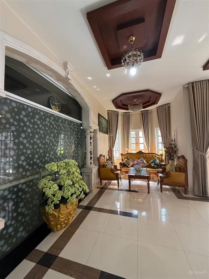 Siêu villa ( biệt thự vườn ) 3 tầng , hẻm ô tô nguyễn trãi  gần nhà thờ núi * giá 30 tỷ