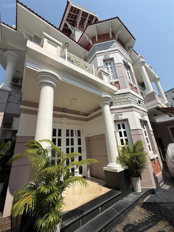 Siêu villa ( biệt thự vườn ) 3 tầng , hẻm ô tô nguyễn trãi  gần nhà thờ núi * giá 30 tỷ