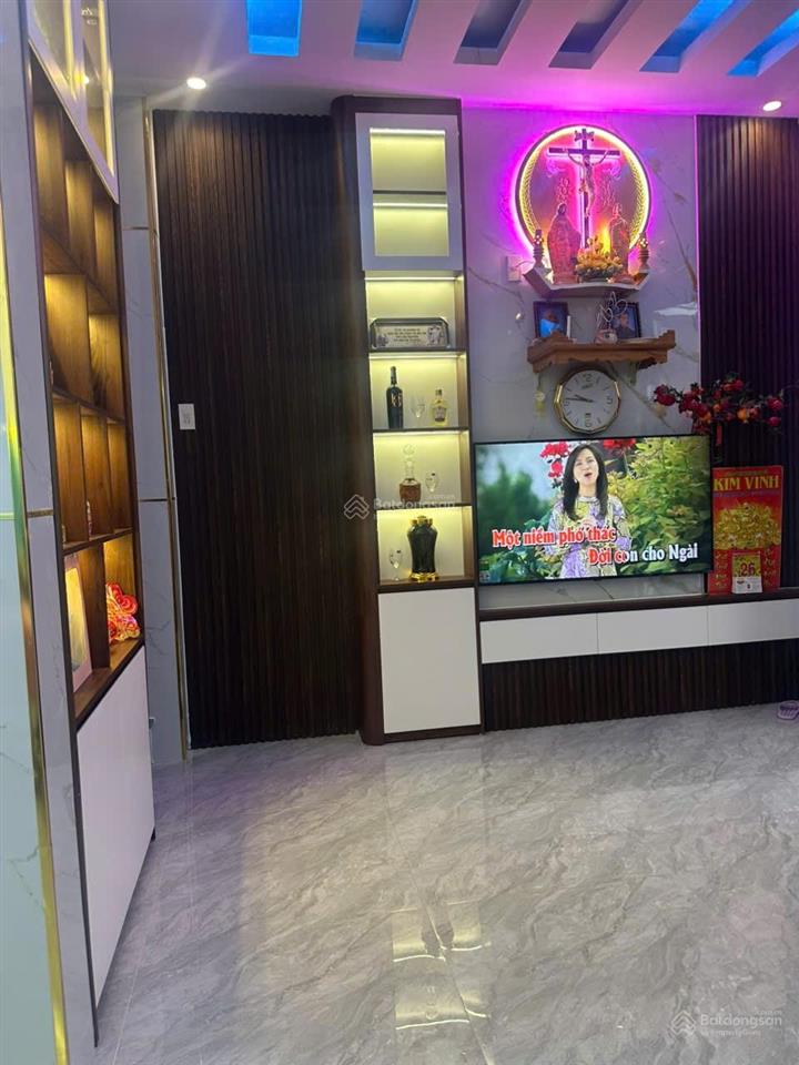 Nhà 4 tầng hùng vương  cách biển trần phú 300m [ hẻm xe máy ] giá 5,5 tỷ.
