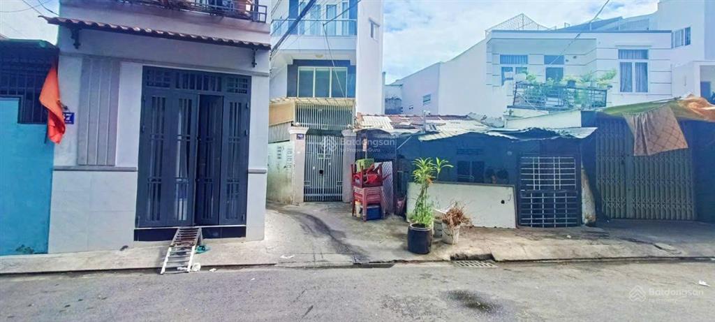 Dãy phòng trọ hẻm cao văn bé  cách biển hòn chồng 500m [ giá  4,8 tỷ ]