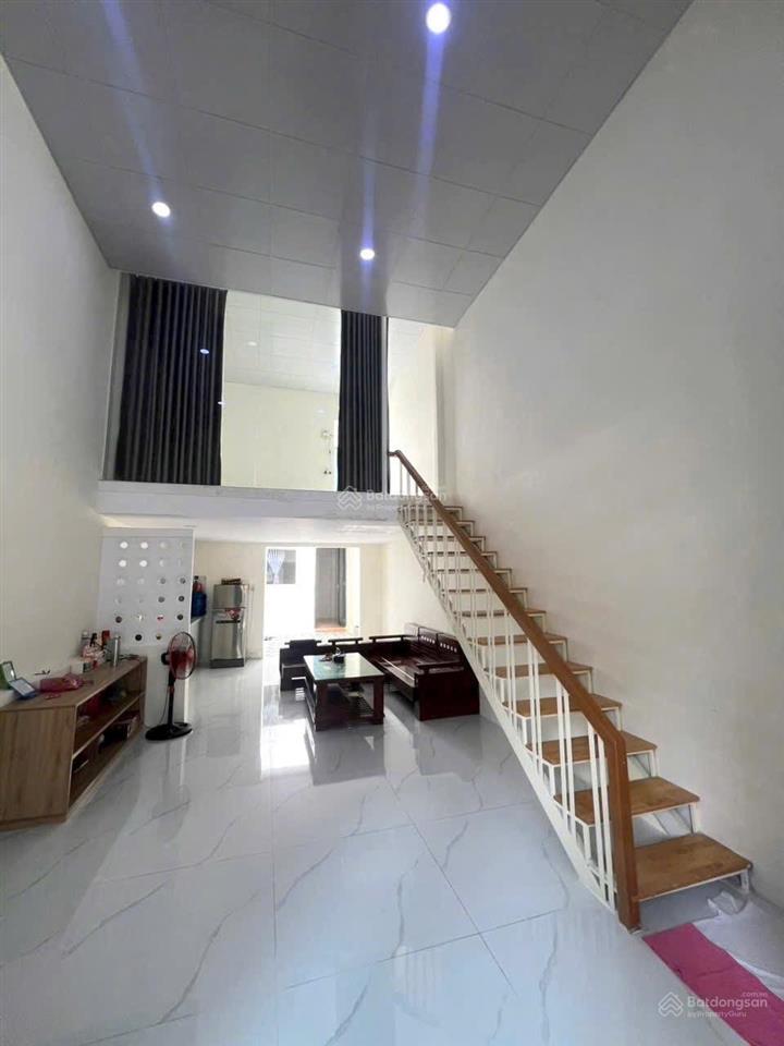 Nhà 1,5 tầng, mặt tiền dương vân nga  nhà khá mới, mua vào là ở ngay. giá 5,5 tỷ