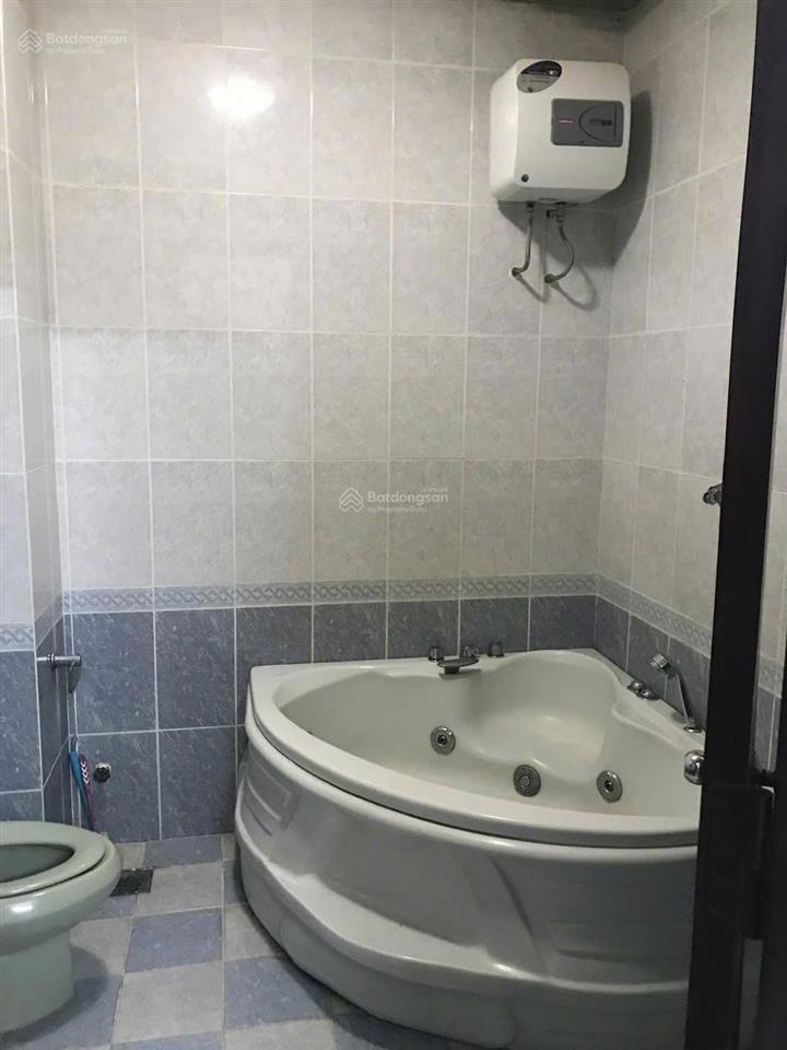 [ nhà 3 tầng đặng tất   hẻm ô tô ]  cách biển hòn chồng 300m. giá  8,8 tỷ