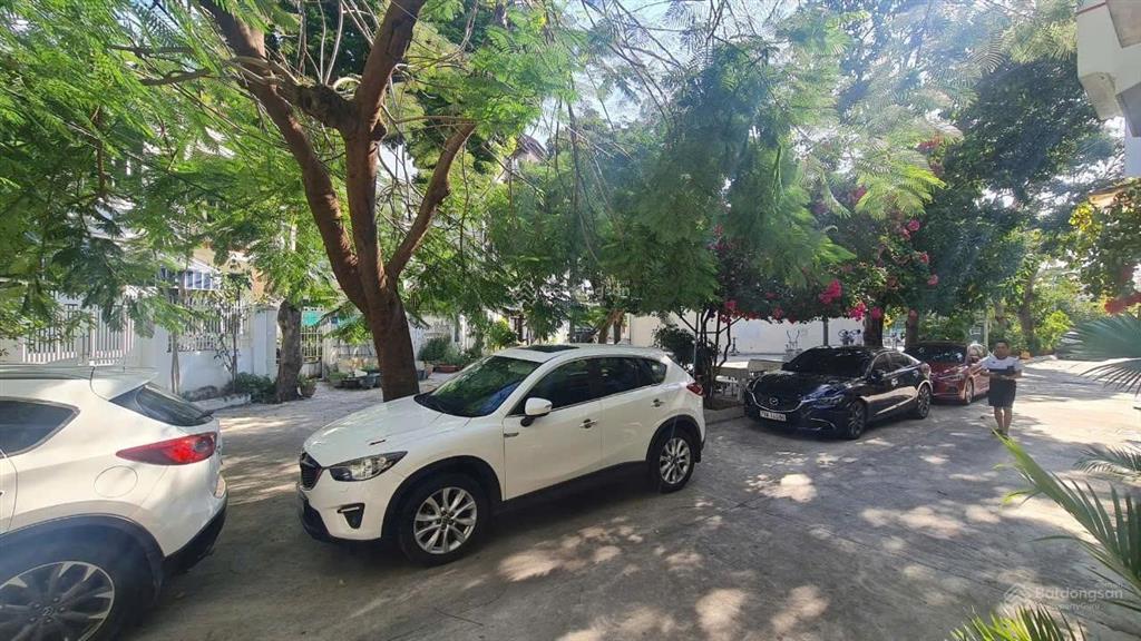 Nhà 2 tầng siêu mới  hẻm lê thanh nghị ] ra biển trần phú 450m. giá 9,6 tỷ