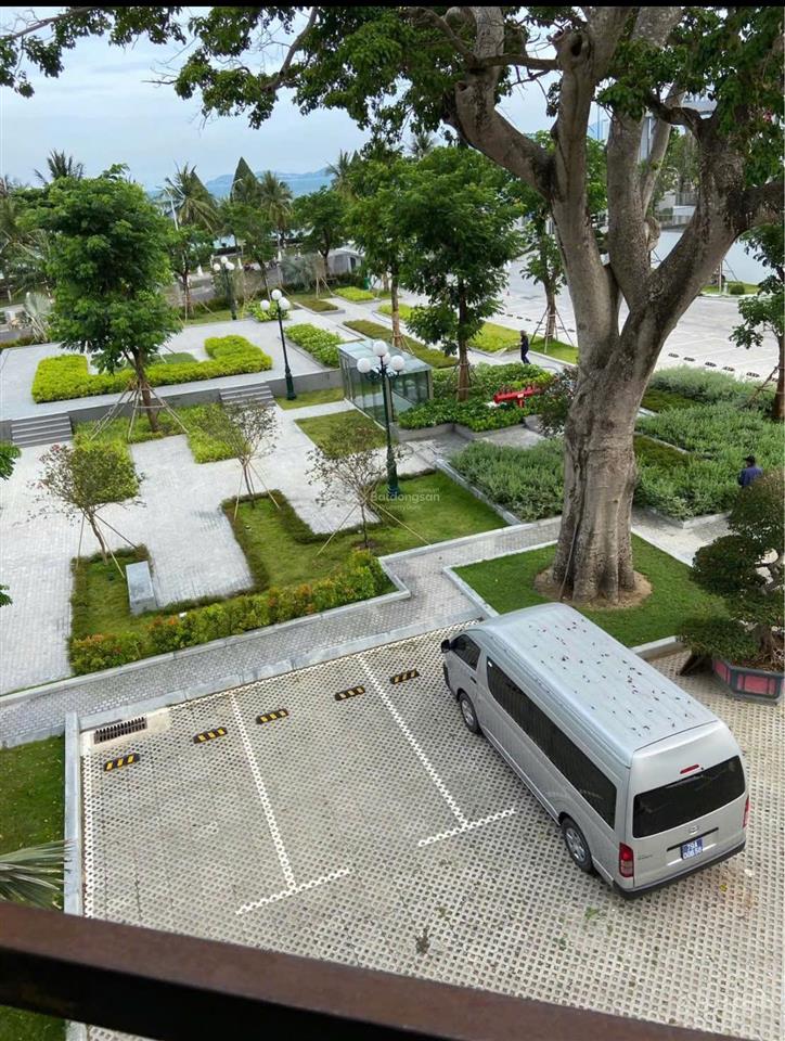 Nhà 4 tầng đường nguyễn bỉnh khiêm  phía sau giáp tỉnh ủy khánh hoà. giá 14,9 tỷ