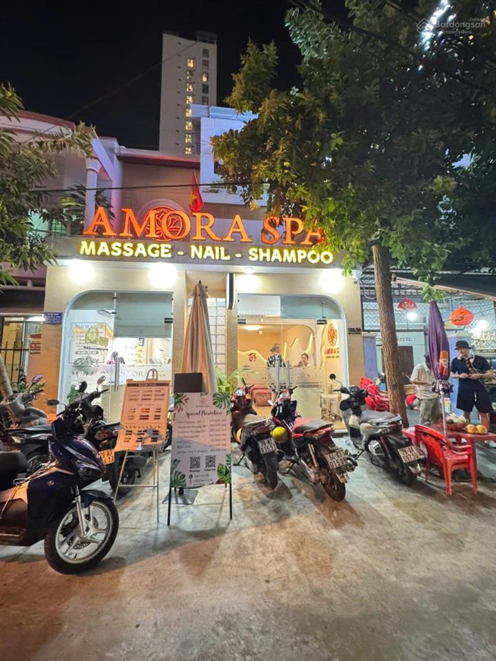 Nhà 3 tầng mặt tiền bạch đằng nối dài  giao đường nguyễn thị minh khai. giá 25 tỷ