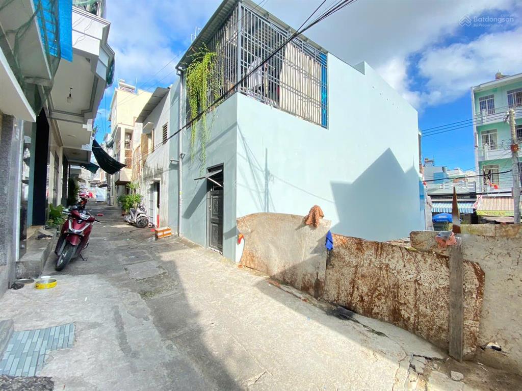 Đất 2 mặt tiền đường ngô đến  đối diện chợ sơn thủy ( diệp minh tuyền ) giá 4,6 tỷ