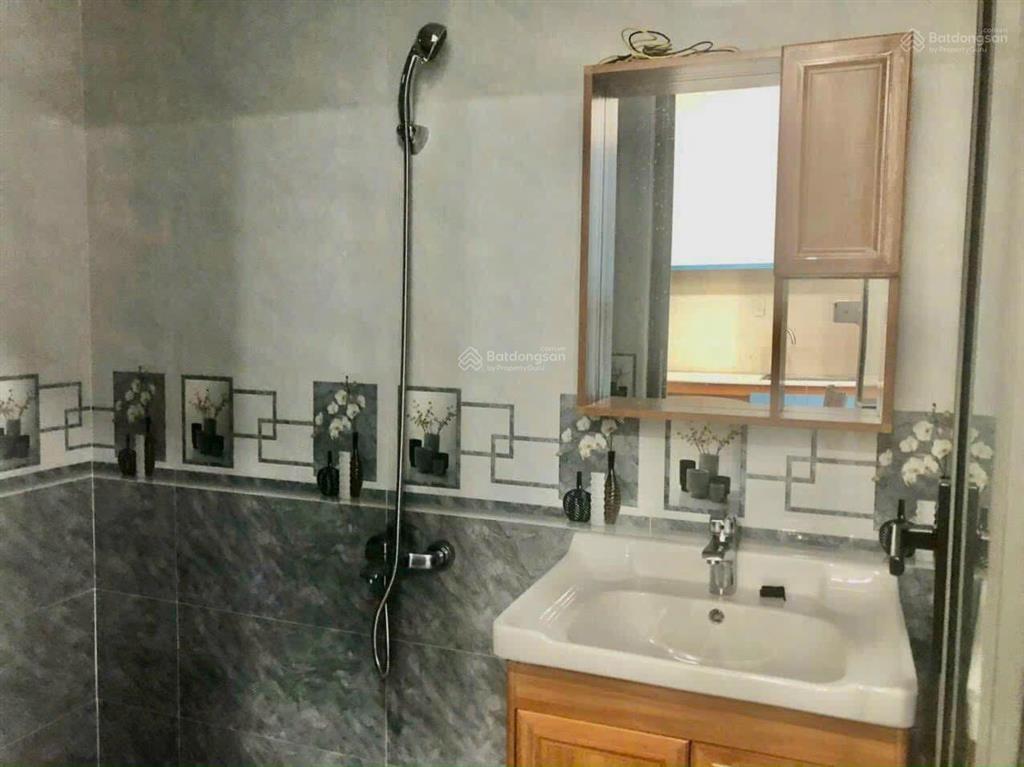 Bán toà cho thuê căn hộ, 4 tầng sát chung cư hoàng quân  mặt tiền đường d3. giá 9 tỷ