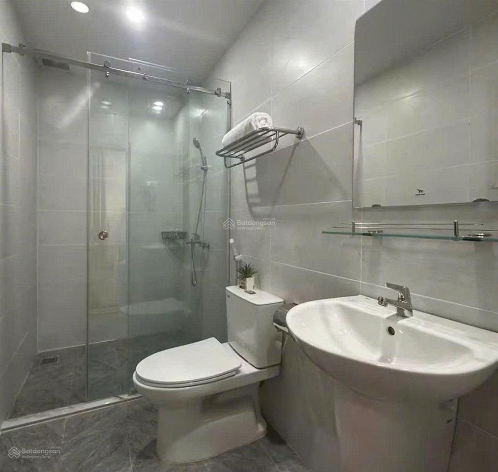 Góc 2 mặt tiền hẻm bắc sơn  nhà 3 tầng full nội thất, siêu mới * giá 15,7 tỷ