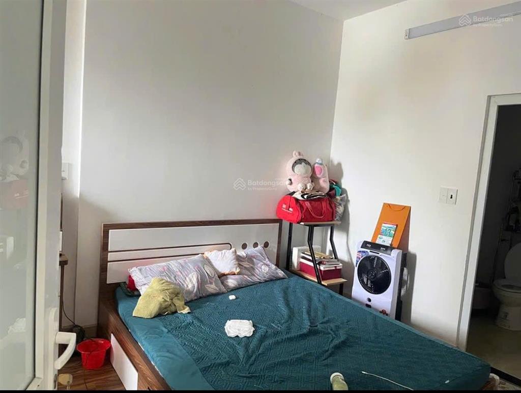 Căn hộ chung cư bình phú 2  góc 2 mặt tiền , view biển khá chill. giá 2,4 tỷ