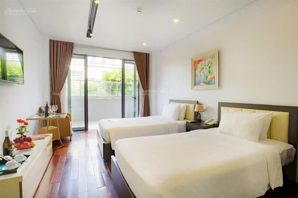 [khách sạn 6,5 tầng , mặt tiền hồng bàng   sát đường nguyễn thị minh khai] giá  130 tỷ