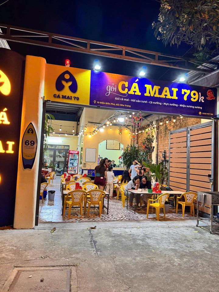 Nhà mặt tiền điện biên phủ  ngang khá dài 6,7m , đi ra biển 500m khá gần. giá 15,3 tỷ.