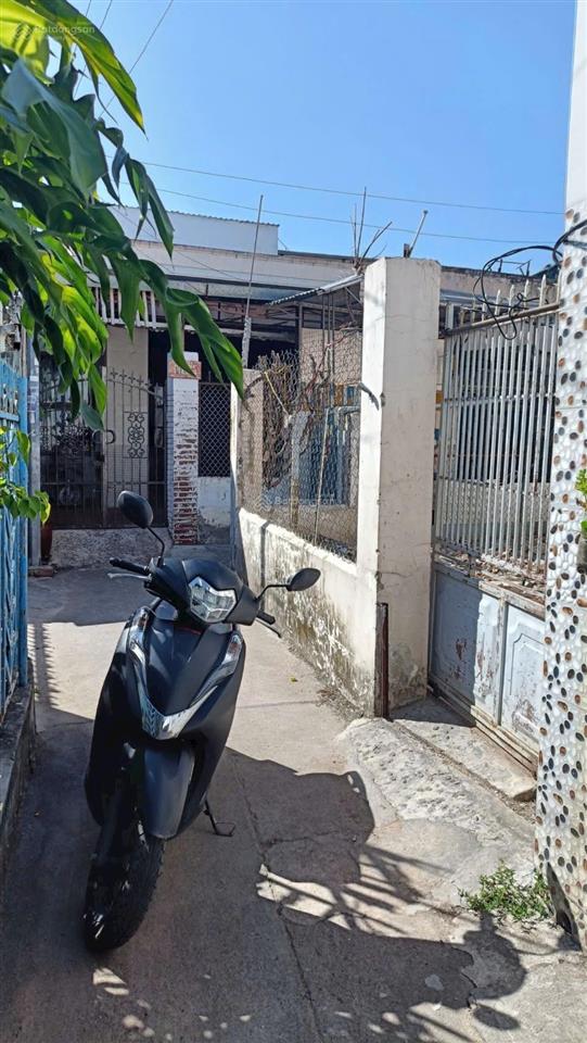 Đất đường ba gác, hẻm mai xuân thưởng, cách đường chính 15m * ra biển hòn chồng 750m. giá 4,1 tỷ