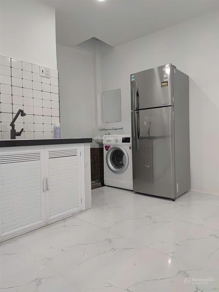 Nhà 2 tầng đường xe ba gác  đường mai xuân thưởng đi ra biển hòn chồng 750m. giá 3,4 tỷ