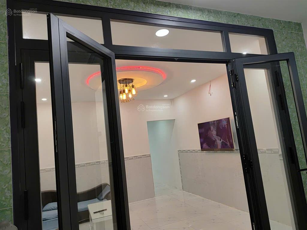 Nhà 2 tầng đường xe ba gác  đường mai xuân thưởng đi ra biển hòn chồng 750m. giá 3,4 tỷ