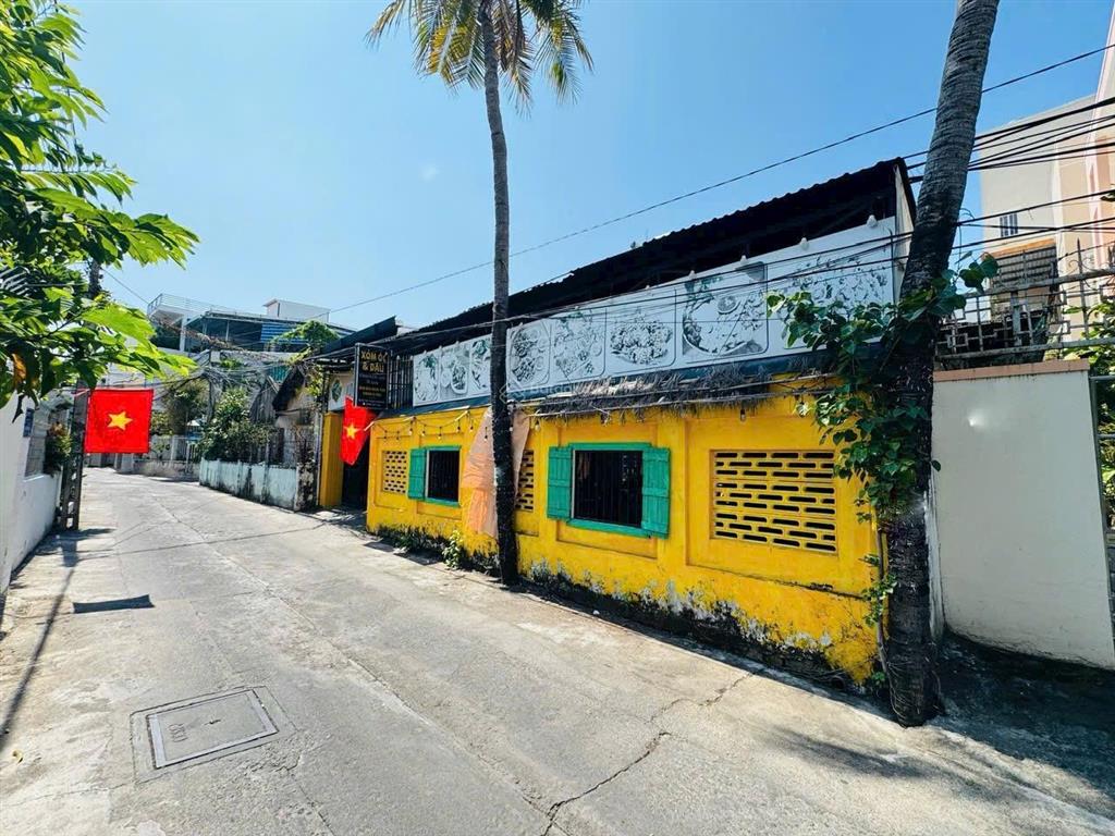 Nhà mặt tiền hồ xuân hương, ngang dài gần 13m, gần đường trần nhật duật. giá 21,3 tỷ