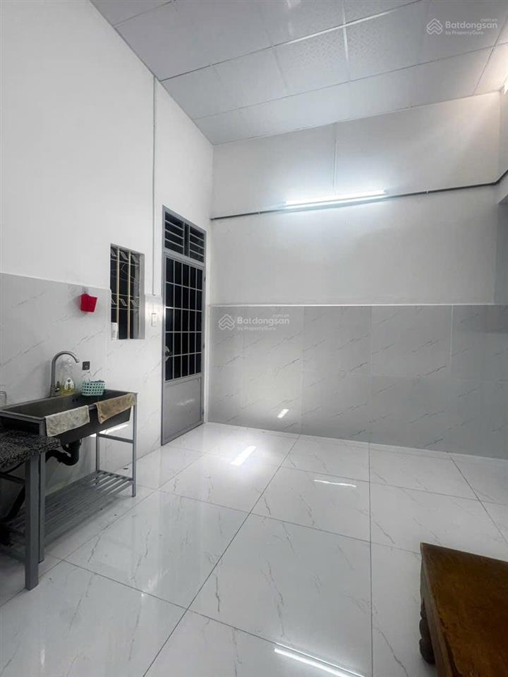 Nhà đường ô tô phú xương, ngang 6m (cách đường 2/4 180m) giá 4,6 tỷ