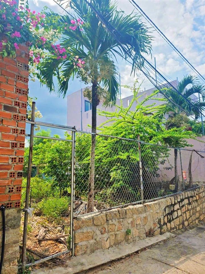 Mặt tiền đoàn kết gần trạm điện  ngang 9m ** ô tô vi vu. giá  3,6 tỷ