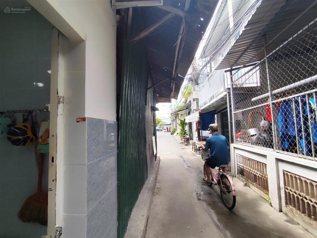 Nhà 2 tầng hẻm đô lương sát ngô gia tự. hẻm xe máy. giá 3,4 tỷ