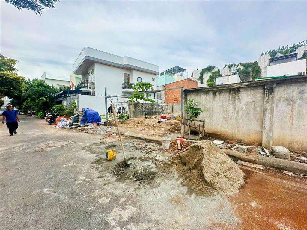 Đất 2 mặt tiền lê hồng phong & lê thiết hùng  sau lưng là khu đô thị phước long. giá 18,9 tỷ