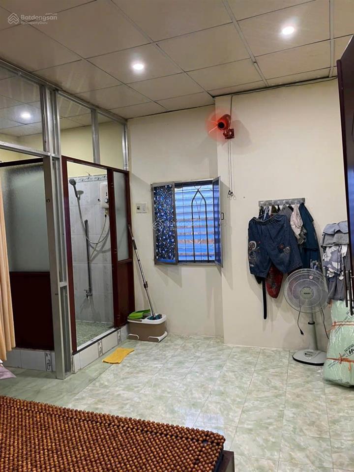 Nhà 2 tầng, hẻm hùng vương, cách biển trần phú 300m. giá 3,550 tỷ