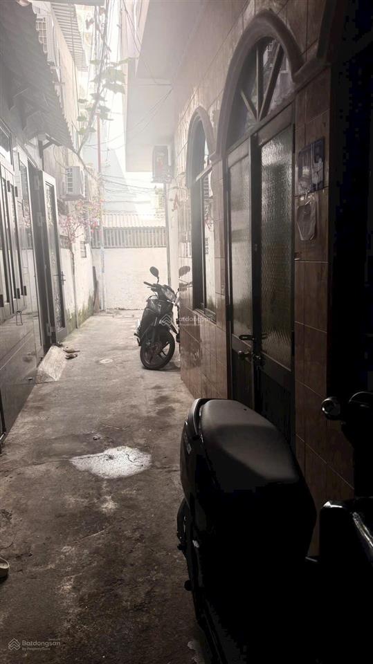 Nhà 2 tầng, hẻm hùng vương, cách biển trần phú 300m. giá 3,550 tỷ