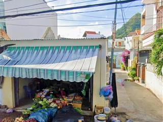 Nhà góc 3 mặt tiền dương hiến quyền  sát chợ ba làng đi ra biển ba làng 100m. giá 16,8 tỷ