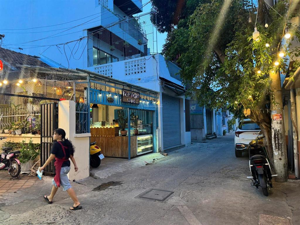 Nhà đặng tất  hẻm ô tô rộng 6m thông bắc sơn, cách biển hòn chồng 500m. giá 20 tỷ