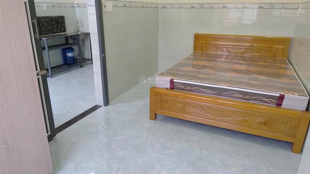 Nhà 3 tầng kiên cố vĩnh thọ  sát biển trần phú tầm 168m { cách đường ô tô 4m } giá 2,9 tỷ