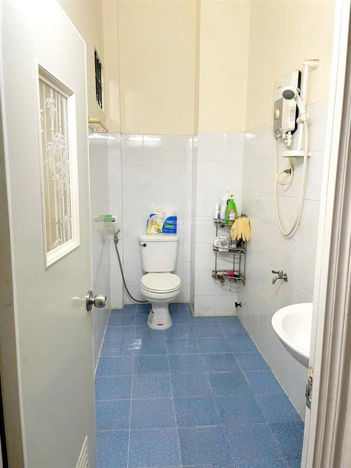 Nhà 3 tầng ô tô quang trung, hẻm ô tô rộng 4m, cách biển trần phú 450m. giá 7,5 tỷ