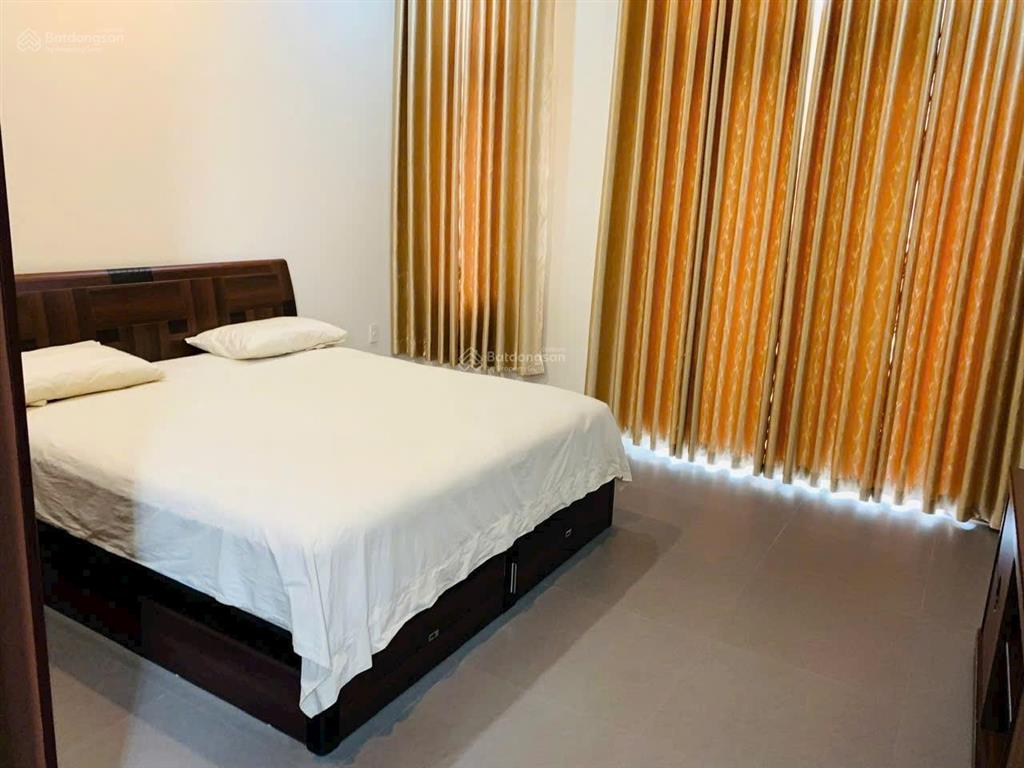 Góc 3 mặt tiền, nhà 3,5 tầng yersin, hẻm ô tô ra biển trần phú 5p đi xe giá 9,250 tỷ