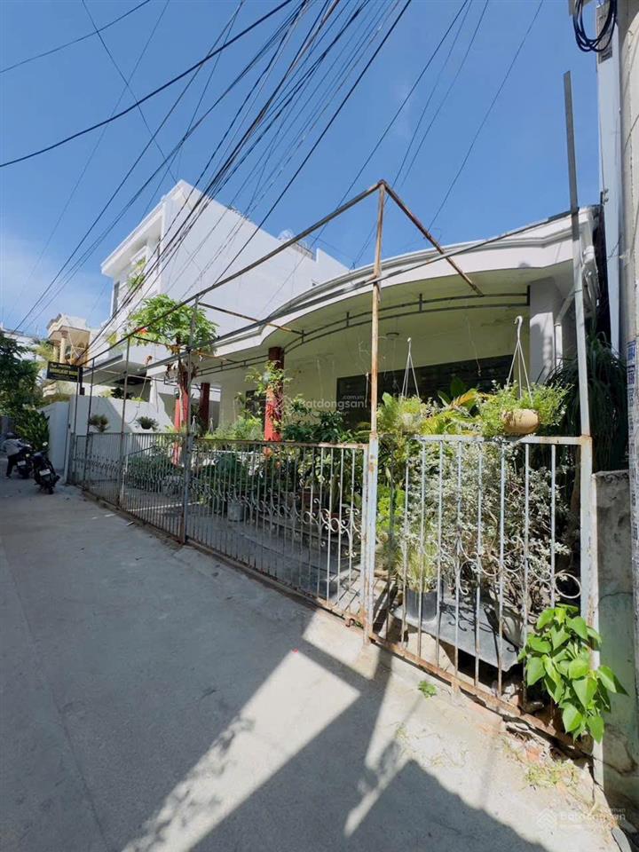 Đường đặng tất đất, dài 12,42m, ra biển hòn chồng 280m, đường hẻm xe tải nhỏ. giá 15 tỷ