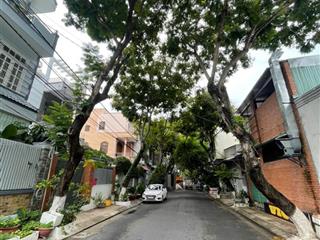 Nhà 3 tầng mặt tiền phó đức chính  ngang gần 7m * cách biển ba làng 190m. giá 12,9 tỷ