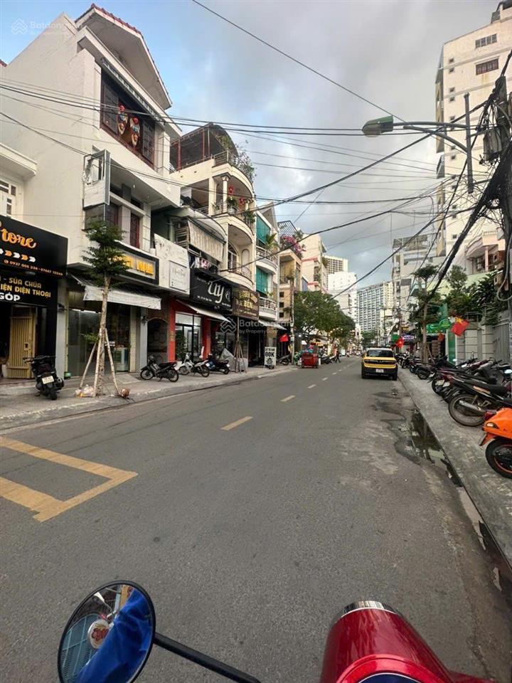 Nhà 4 tầng đường lê quý đôn  vị trí đẹp kinh doanh ổn áp. giá 19 tỷ