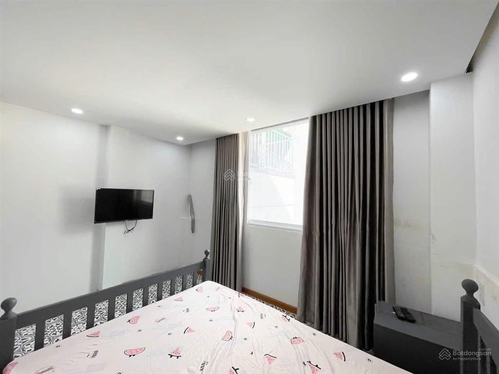 Mini căn hộ 6,5 tầng có thang máy, hẻm nguyễn thiện thuật phố tây * giá 8,6 tỷ