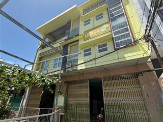 Nhà 3 tầng  ngang gần 11m , sát đường mai xuân thưởng ( ô tô vào ổn áp ) giá 12 tỷ