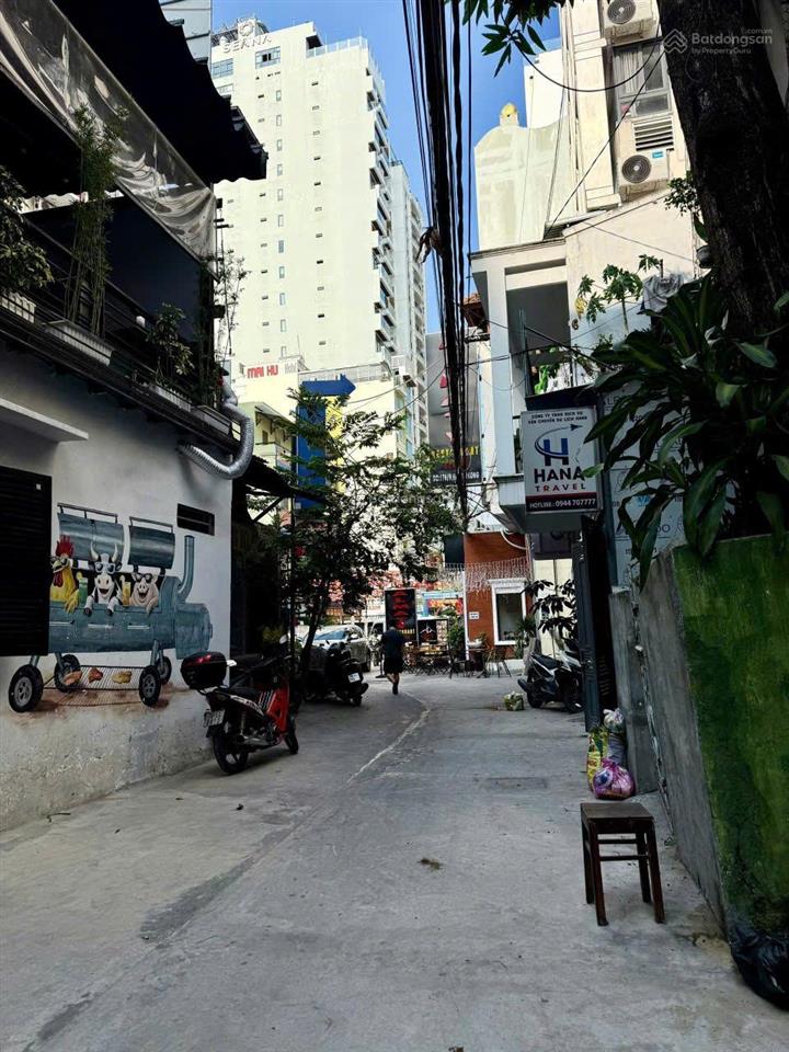 Nhà 5 tầng đang kinh doanh 6 phòng  hẻm quân trấn, hùng vương. giá 7,5 tỷ