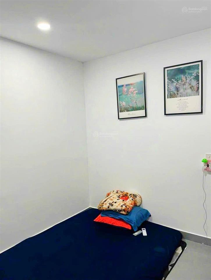 Nhà 1,5 tầng mới xây  ngang 6m sát ngô đến tầm 30m, giá 4,5 tỷ