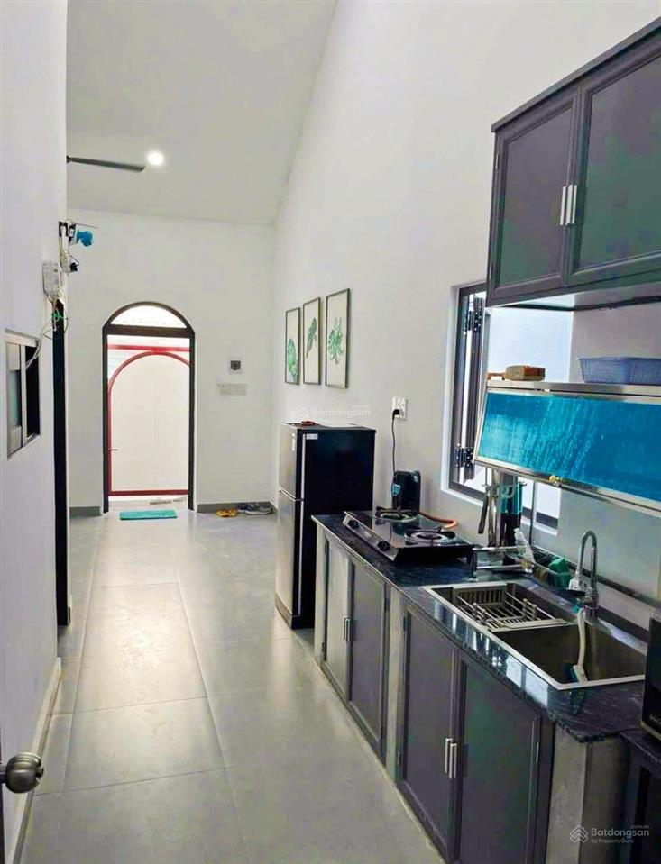 Nhà 1,5 tầng mới xây  ngang 6m sát ngô đến tầm 30m, giá 4,5 tỷ