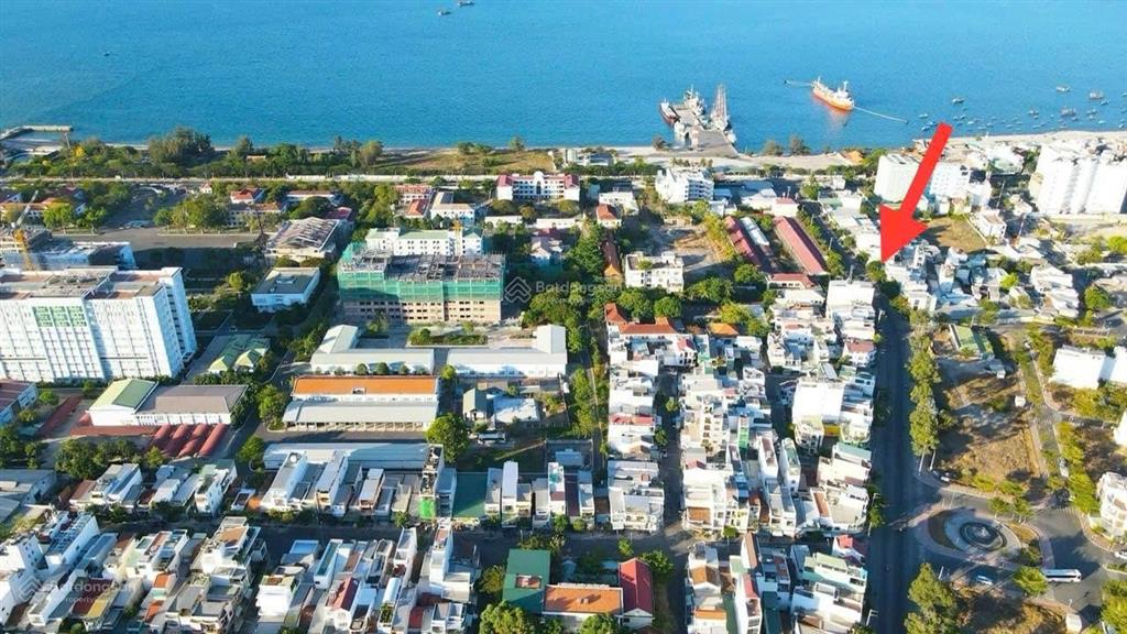 Nhà mặt tiền tô hiệu, góc 2 mặt thoáng cách biển trần phú 120m, giá 13,5 tỷ