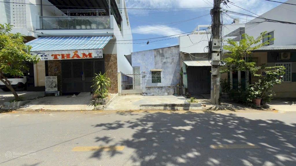Đất đường đặng nguyên cẩn  đối diện trường tiểu học vĩnh hoà 1.giá 10,9 tỷ