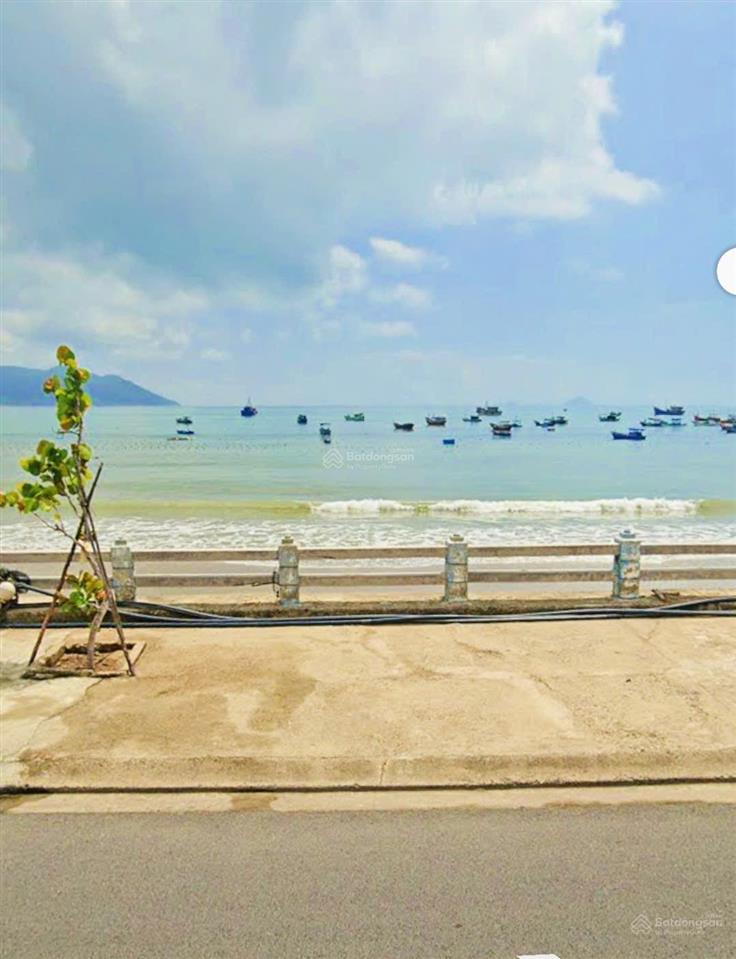Đất dân sát biển vĩnh lương  gần đường phạm văn đồng * đi ra biển 50m. giá 2,2 tỷ